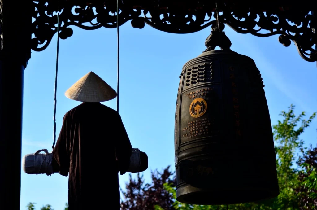 DAI HONG CHUNG