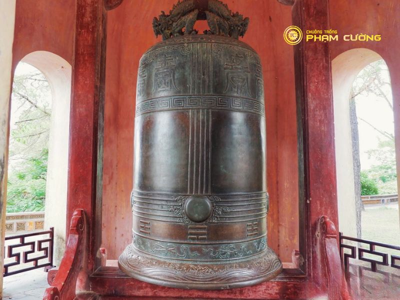 chuông chùa Thiên Mụ